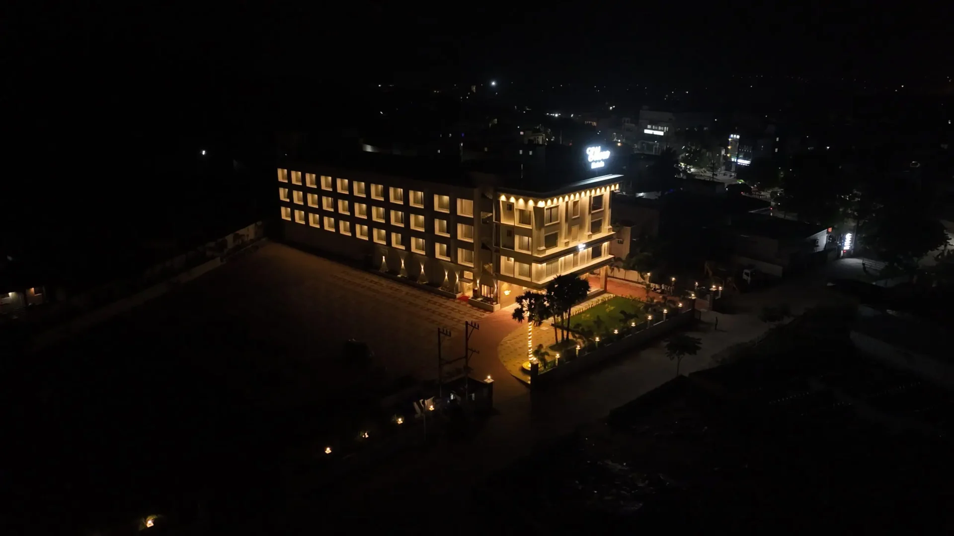 Make This Chitra Pournami Memorable with a Relaxing Stay at Ellora Hotels