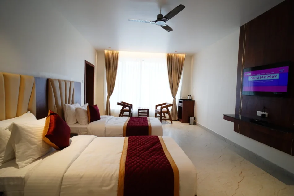 Which Twin Bed Room Hotel in Tiruvannamalai Offers the Best Amenities for the Price?